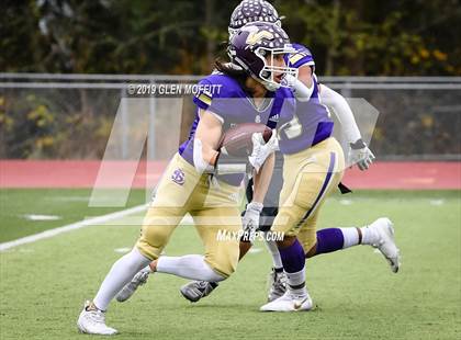 Thumbnail 2 in Union @. Lake Stevens (WIAA 4A First Round) photogallery.