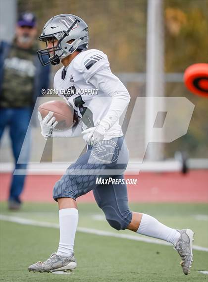 Thumbnail 2 in Union @. Lake Stevens (WIAA 4A First Round) photogallery.