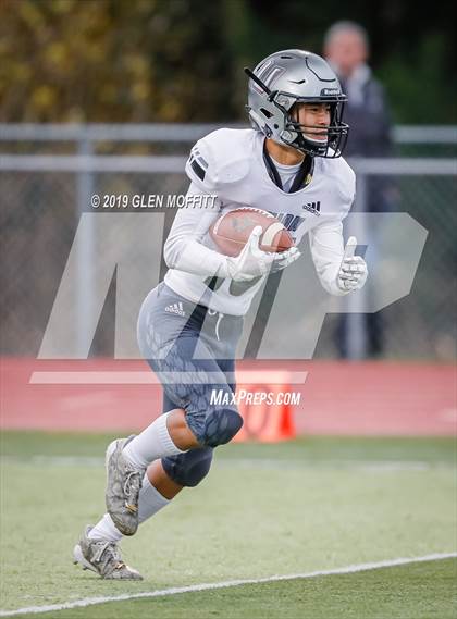 Thumbnail 1 in Union @. Lake Stevens (WIAA 4A First Round) photogallery.