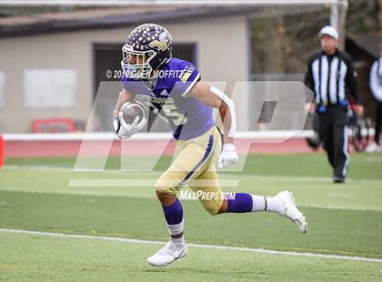 Thumbnail 2 in Union @. Lake Stevens (WIAA 4A First Round) photogallery.