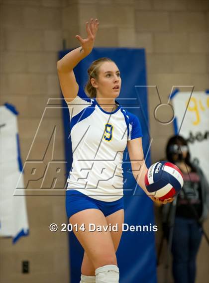 Thumbnail 2 in Woodlake @ Bakersfield Christian (CIF CS D3 Semifinals) photogallery.