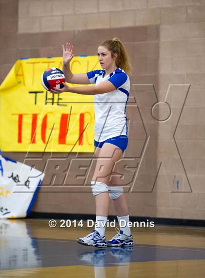 Thumbnail 1 in Woodlake @ Bakersfield Christian (CIF CS D3 Semifinals) photogallery.