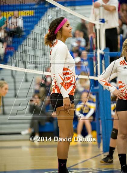 Thumbnail 3 in Woodlake @ Bakersfield Christian (CIF CS D3 Semifinals) photogallery.