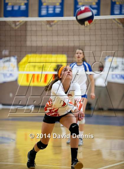 Thumbnail 2 in Woodlake @ Bakersfield Christian (CIF CS D3 Semifinals) photogallery.