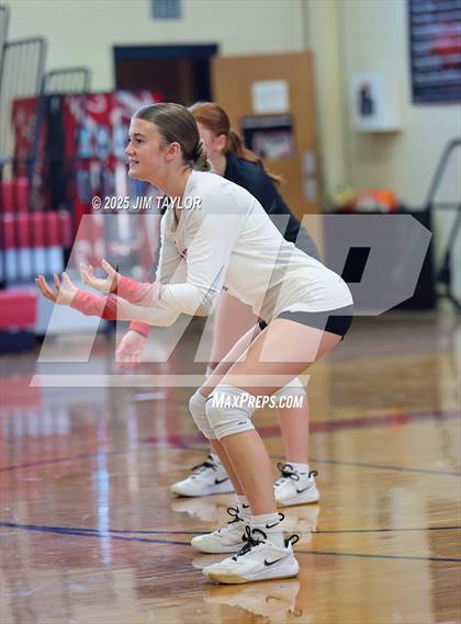Thumbnail 1 in Eastland vs Rising Star (Eastland Volleyball Showdown 2025) photogallery.