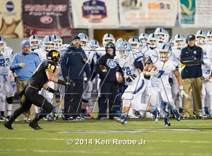 Thumbnail 2 in Central Valley vs. Archbishop Wood (PIAA Class AAA Final) photogallery.