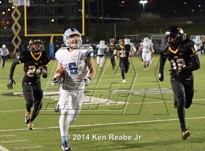 Thumbnail 2 in Central Valley vs. Archbishop Wood (PIAA Class AAA Final) photogallery.