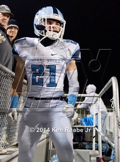 Thumbnail 2 in Central Valley vs. Archbishop Wood (PIAA Class AAA Final) photogallery.