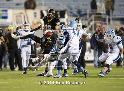 Thumbnail 3 in Central Valley vs. Archbishop Wood (PIAA Class AAA Final) photogallery.