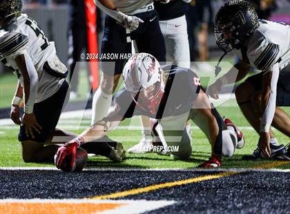 Thumbnail 3 in Muenster vs. Wheeler (UIL Football 2A Region 2 Area) photogallery.