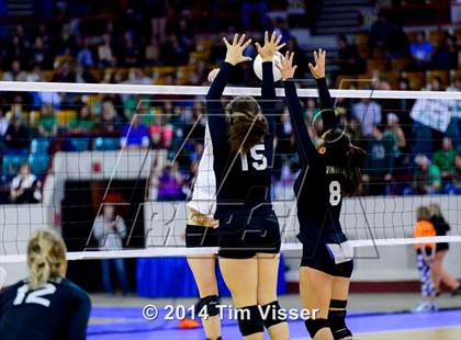 Thumbnail 1 in Valley vs. Coal Ridge (CHSAA 3A Playoff) photogallery.