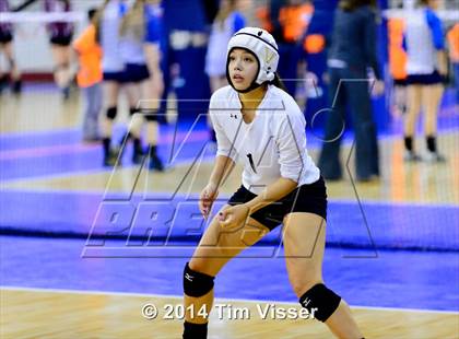 Thumbnail 3 in Valley vs. Coal Ridge (CHSAA 3A Playoff) photogallery.