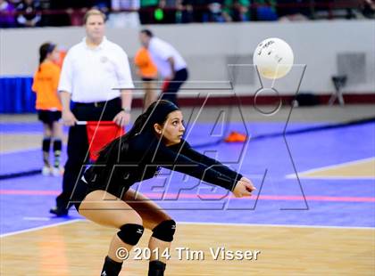 Thumbnail 2 in Valley vs. Coal Ridge (CHSAA 3A Playoff) photogallery.