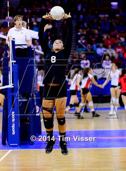 Thumbnail 3 in Valley vs. Coal Ridge (CHSAA 3A Playoff) photogallery.
