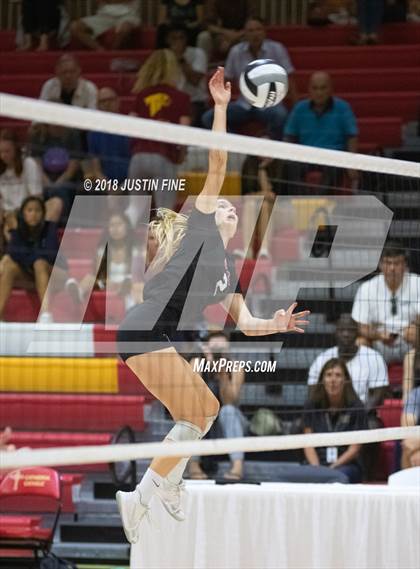 Thumbnail 1 in Santa Fe Christian vs. Westview (CIF SDS D1 Final) photogallery.