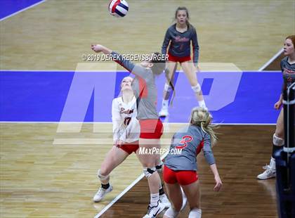 Thumbnail 3 in Sterling vs Eaton (CHSAA 3A Pool Play) photogallery.