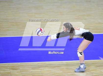 Thumbnail 2 in Sterling vs Eaton (CHSAA 3A Pool Play) photogallery.
