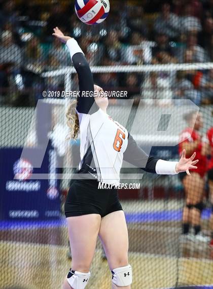 Thumbnail 2 in Sterling vs Eaton (CHSAA 3A Pool Play) photogallery.