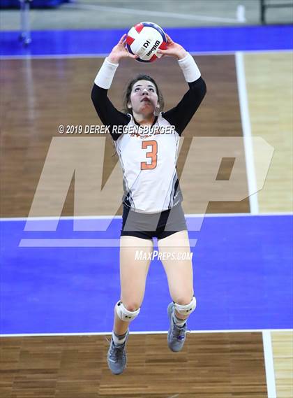 Thumbnail 3 in Sterling vs Eaton (CHSAA 3A Pool Play) photogallery.
