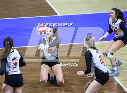 Thumbnail 2 in Sterling vs Eaton (CHSAA 3A Pool Play) photogallery.