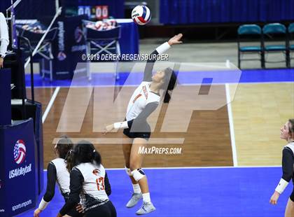 Thumbnail 2 in Sterling vs Eaton (CHSAA 3A Pool Play) photogallery.