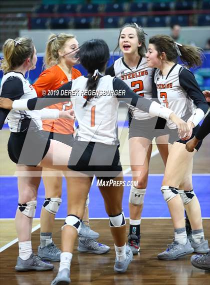 Thumbnail 1 in Sterling vs Eaton (CHSAA 3A Pool Play) photogallery.