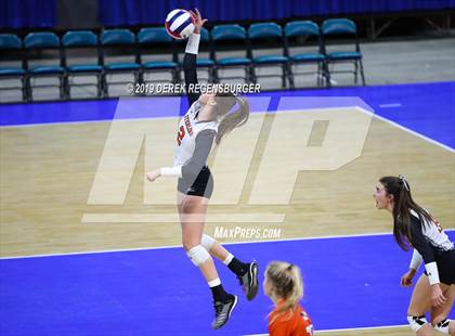 Thumbnail 2 in Sterling vs Eaton (CHSAA 3A Pool Play) photogallery.