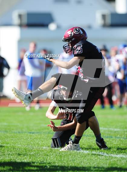 Thumbnail 3 in Coginchaug Regional/Hale Ray @ Valley Regional/Old Lyme photogallery.