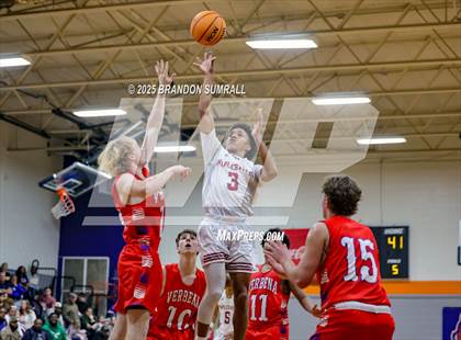 Thumbnail 1 in Maplesville vs Verbena (Chilton County Tournament Round 1) photogallery.