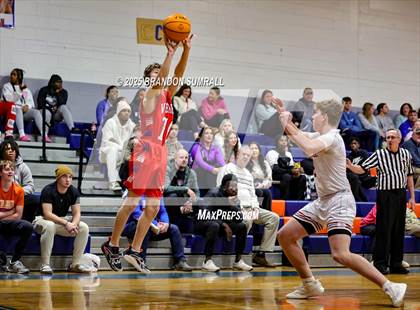 Thumbnail 3 in Maplesville vs Verbena (Chilton County Tournament Round 1) photogallery.