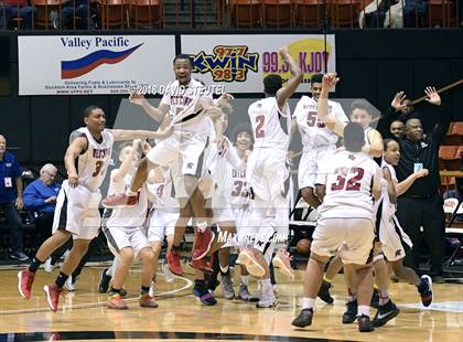 Thumbnail 3 in West Campus vs. Placer (CIF SJS D4 Final) photogallery.