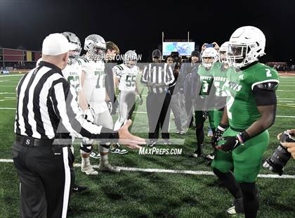 Thumbnail 2 in De La Salle vs. Lincoln (CIF State D1-AA Final) photogallery.