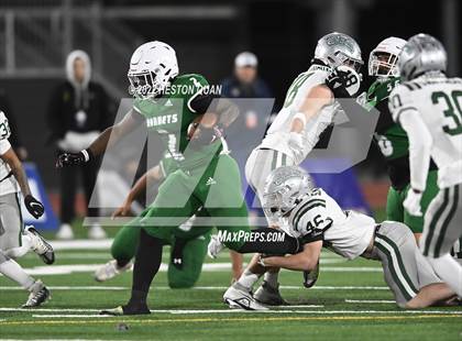 Thumbnail 2 in De La Salle vs. Lincoln (CIF State D1-AA Final) photogallery.