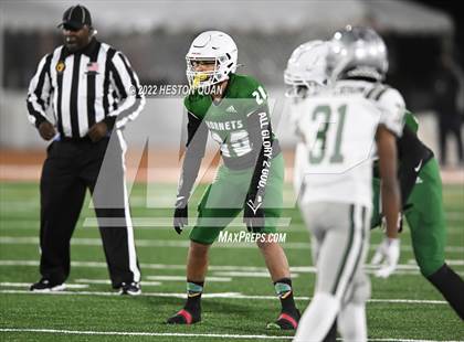 Thumbnail 1 in De La Salle vs. Lincoln (CIF State D1-AA Final) photogallery.