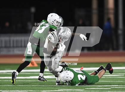 Thumbnail 3 in De La Salle vs. Lincoln (CIF State D1-AA Final) photogallery.
