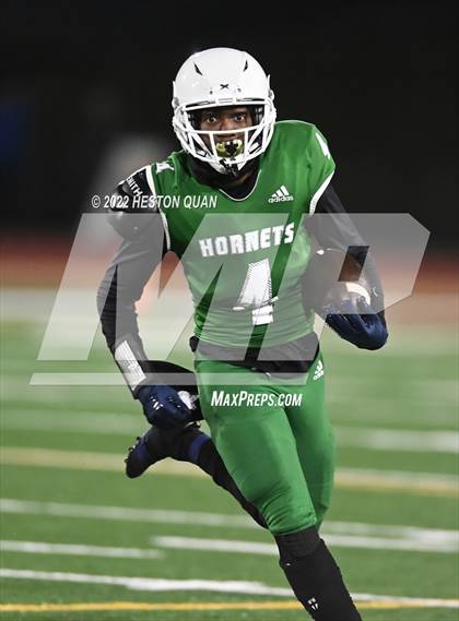 Thumbnail 3 in De La Salle vs. Lincoln (CIF State D1-AA Final) photogallery.