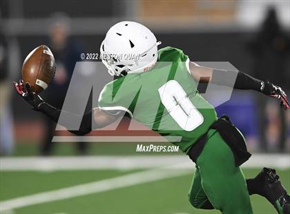 Thumbnail 2 in De La Salle vs. Lincoln (CIF State D1-AA Final) photogallery.
