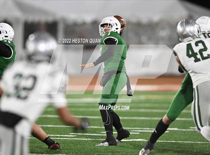 Thumbnail 2 in De La Salle vs. Lincoln (CIF State D1-AA Final) photogallery.