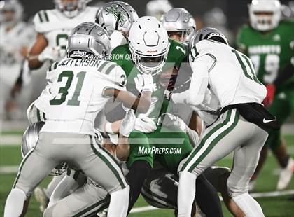 Thumbnail 3 in De La Salle vs. Lincoln (CIF State D1-AA Final) photogallery.