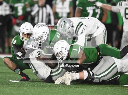 Thumbnail 2 in De La Salle vs. Lincoln (CIF State D1-AA Final) photogallery.