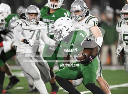 Thumbnail 2 in De La Salle vs. Lincoln (CIF State D1-AA Final) photogallery.