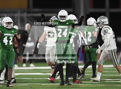 Thumbnail 3 in De La Salle vs. Lincoln (CIF State D1-AA Final) photogallery.