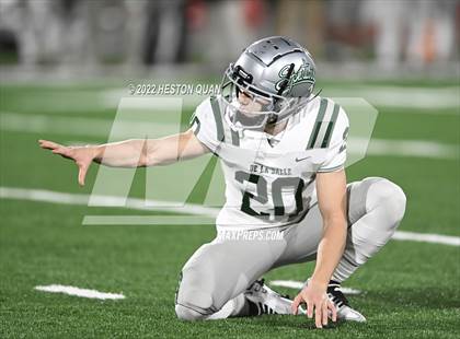 Thumbnail 3 in De La Salle vs. Lincoln (CIF State D1-AA Final) photogallery.