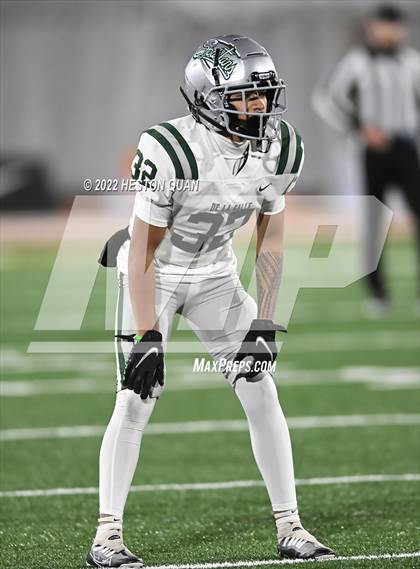 Thumbnail 3 in De La Salle vs. Lincoln (CIF State D1-AA Final) photogallery.