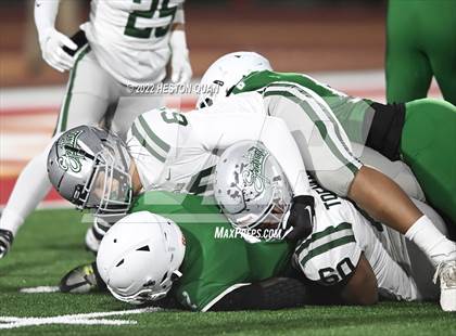 Thumbnail 2 in De La Salle vs. Lincoln (CIF State D1-AA Final) photogallery.
