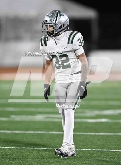 Thumbnail 2 in De La Salle vs. Lincoln (CIF State D1-AA Final) photogallery.