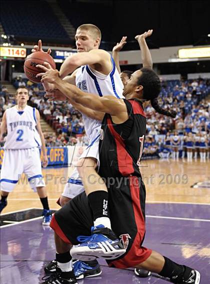 Thumbnail 1 in Fairfield vs. Rocklin (CIF SJS D2 Final) photogallery.