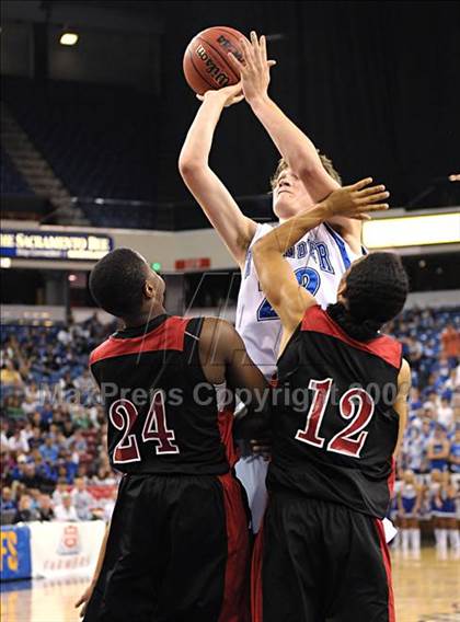 Thumbnail 1 in Fairfield vs. Rocklin (CIF SJS D2 Final) photogallery.