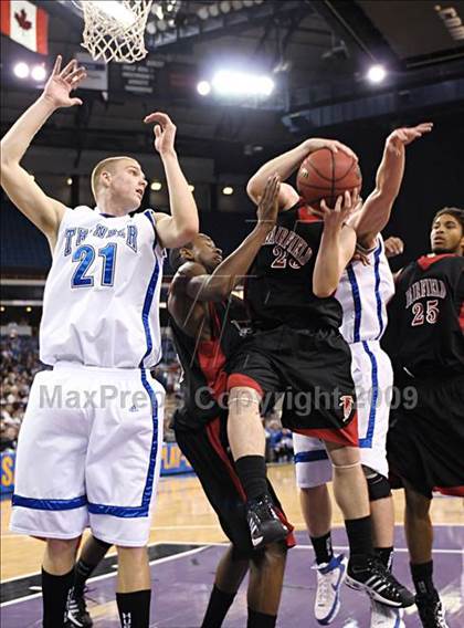 Thumbnail 1 in Fairfield vs. Rocklin (CIF SJS D2 Final) photogallery.