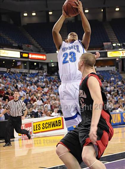 Thumbnail 3 in Fairfield vs. Rocklin (CIF SJS D2 Final) photogallery.